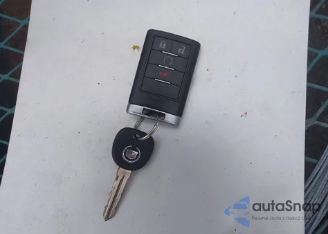 2010 Cadillac Dts Luxury Collection z USA, uszkodzony, nr VIN 1G6KD5EY1AU105023